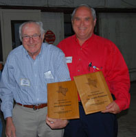 Peterson and Parsons receiving TNLA awards in 2009